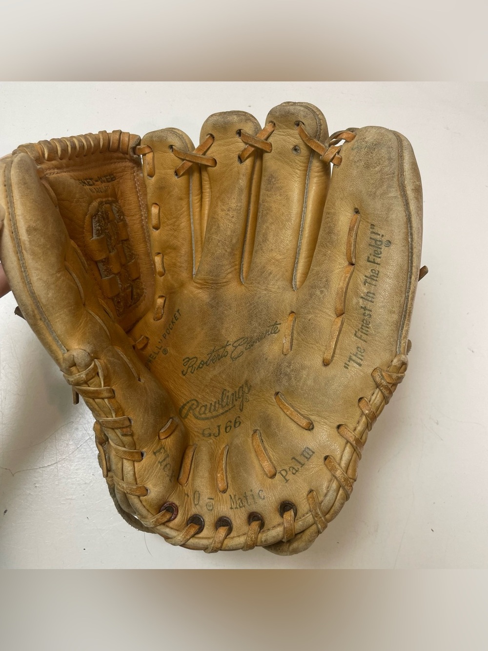 Vintage Rawlings GJ66 Roberto Clemente Baseball Glove 11" RHT